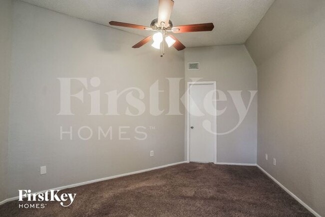 Building Photo - 2306 Peaceful Valley Dr