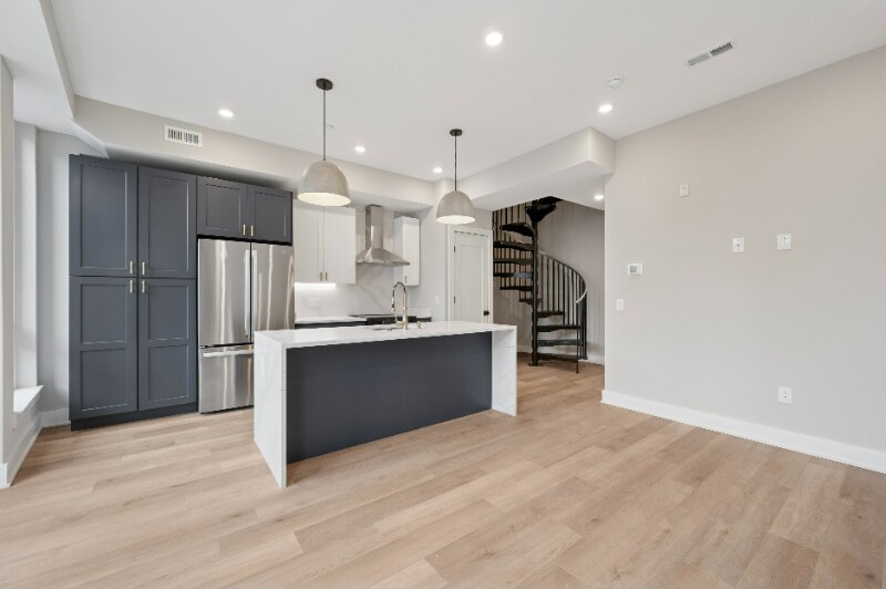 Building Photo - 1626 Ridge Ave