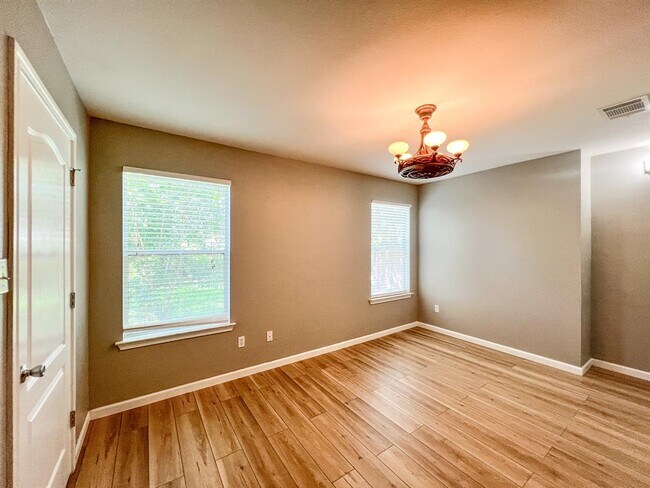 Building Photo - 298 Jack Rabbit Ln