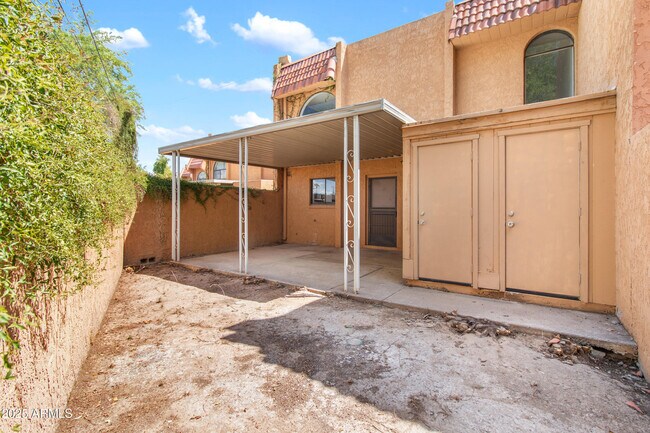 Building Photo - 2500 Hayden Rd
