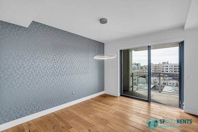 Building Photo - Pacific Heights: 10th Floor Corner Condo w/ Views, W/D in-unit, Parking & Shared Roof Deck @ The ...