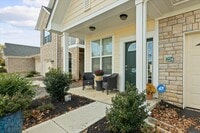 Building Photo - 224 Lake Cove Dr