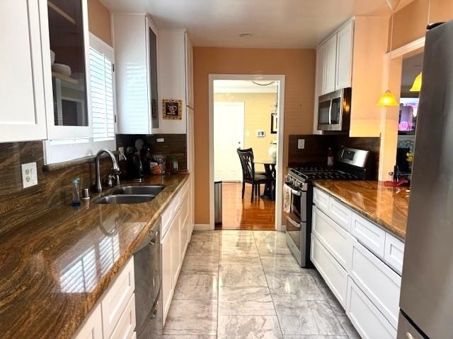 Building Photo - 4223 Ridge Dr