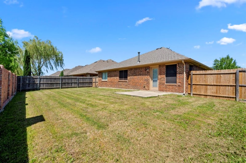 Building Photo - 2356 Aurora Dr