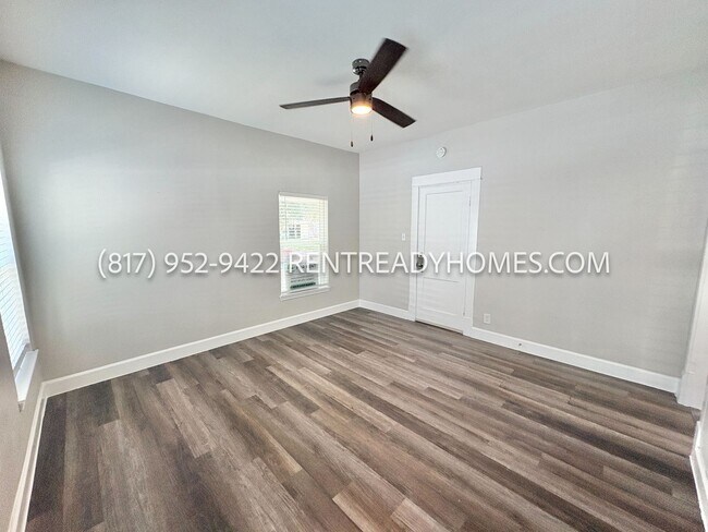 Building Photo - 4431 Clay St