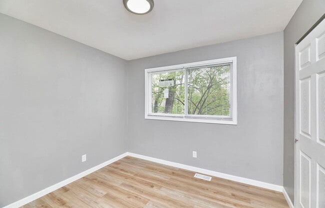 Building Photo - 7006 Shelton Ct