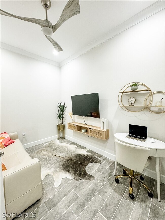 Building Photo - 7289 Saona CT