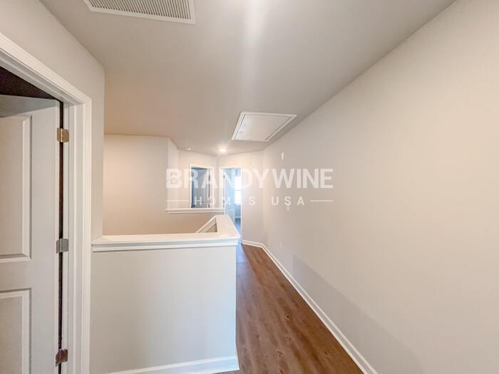 Building Photo - 111 Windflower Wy