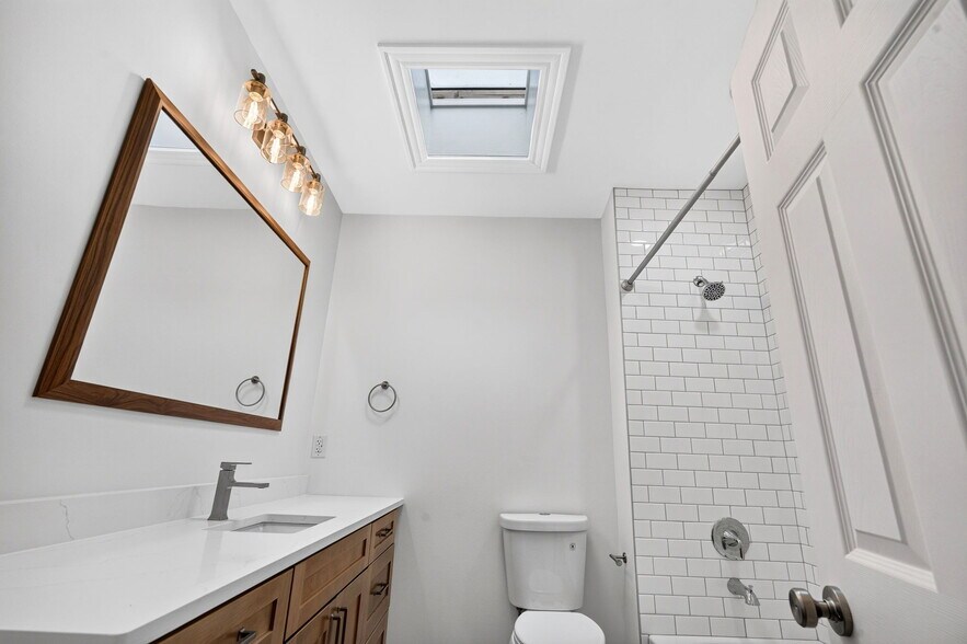 Building Photo - 2722 Armand Pl
