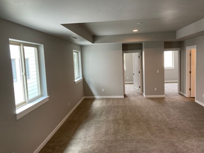 Building Photo - Beautiful home with great community amenities in Redmond!  A/C!