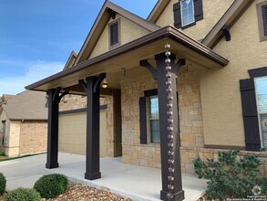 Building Photo - 398 Pecan Meadows