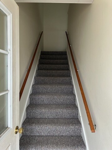 Building Photo - 113 Locust Ln