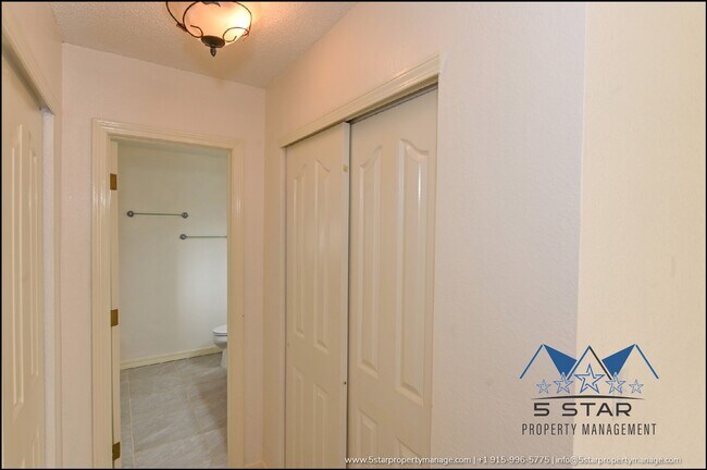 Building Photo - 648 Wind River Ave