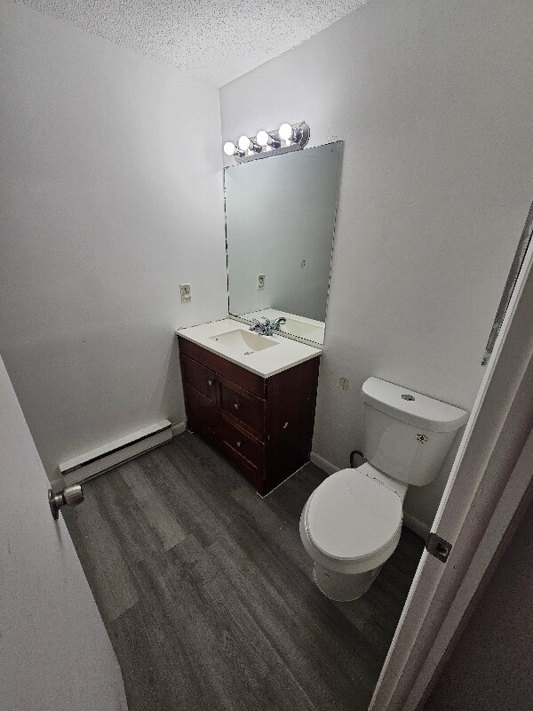 Building Photo - 136 Kane St