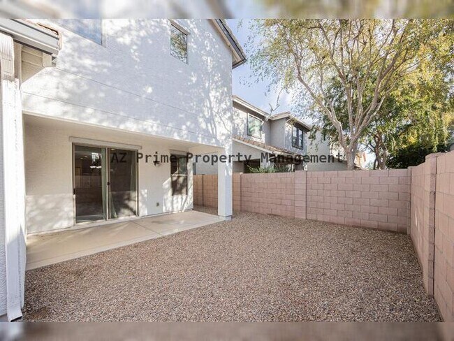 Building Photo - 19157 E Kingbird Dr