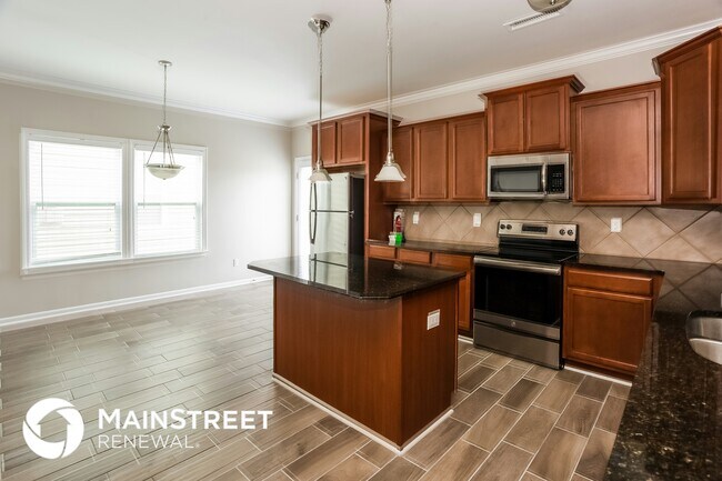 Building Photo - 693 Nannyberry Ln