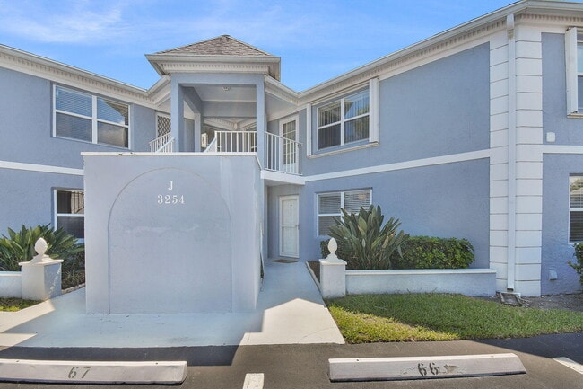 Building Photo - 3254 SE Aster Ln