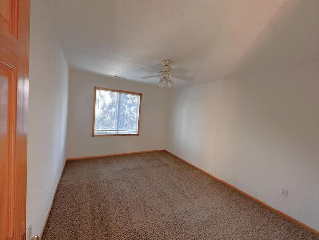 Building Photo - 1279 Pinewood Trail