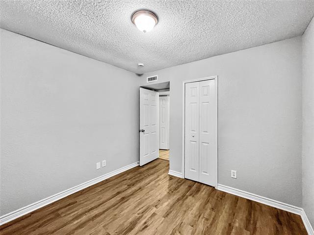 Building Photo - 4125 Shagbark St