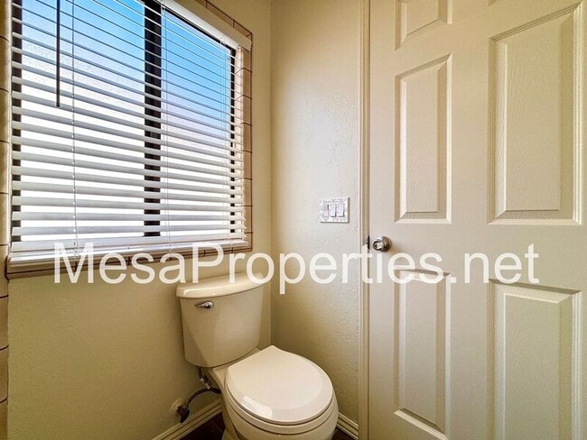 Building Photo - 18119 Pier Dr