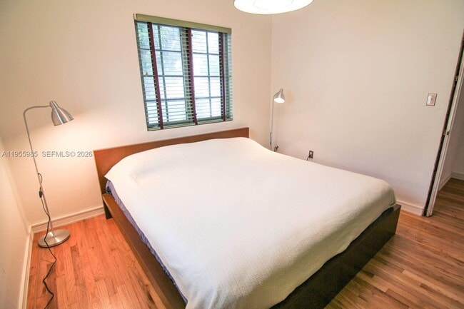 Building Photo - 400 Meridian Ave