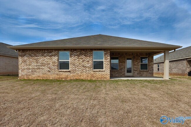 Building Photo - 108 Oliver Ct