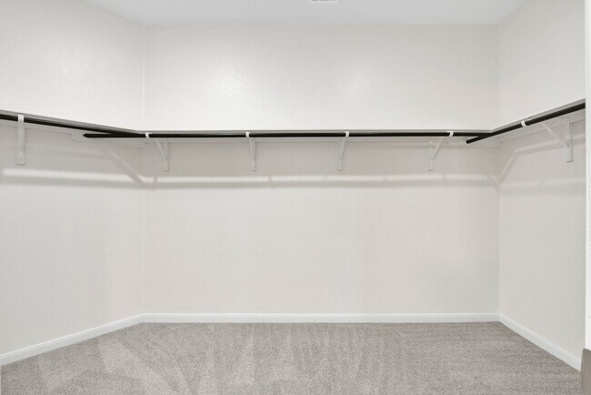 Building Photo - 144 Foxhound Path