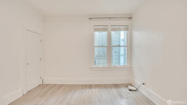 Building Photo - 2612 Greenwich St