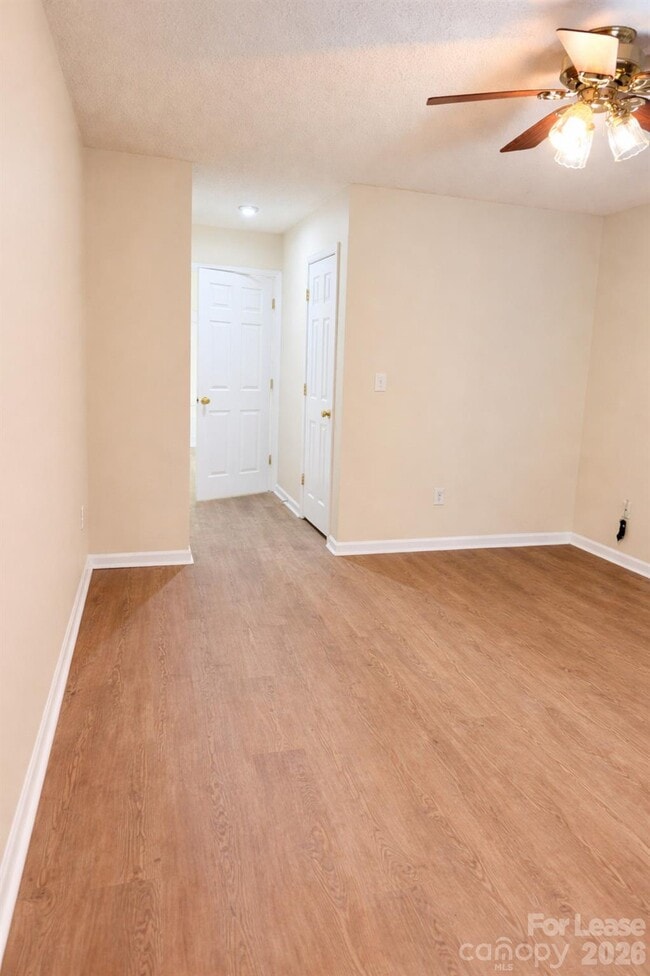 Building Photo - 111 Lynch Cir