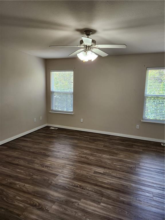 Building Photo - 123 Granshire Dr