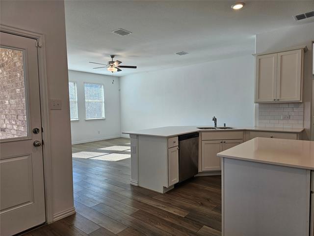 Building Photo - 1103 Sassafras Dr