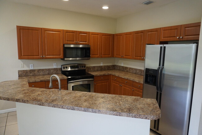 Building Photo - 971 Tortuga Dr