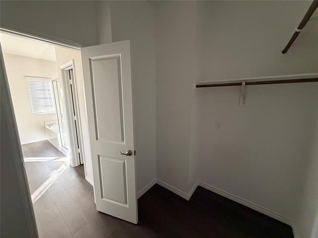 Building Photo - 1924 Buffalo Hill Dr