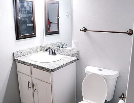 Building Photo - 961 N Kiaya Ln