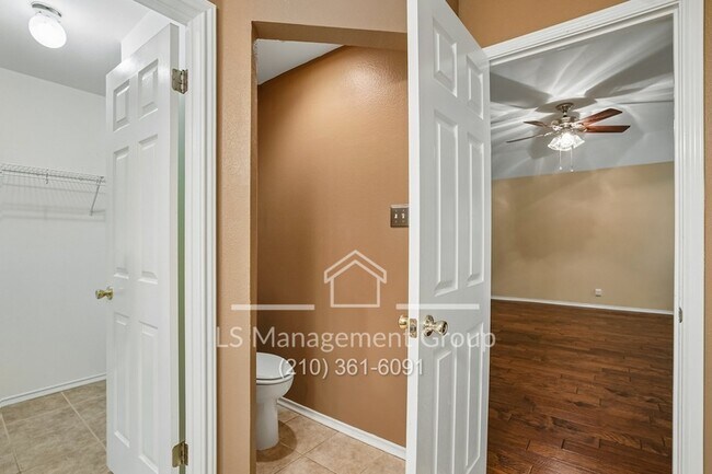 Building Photo - 14343 Markham Glen