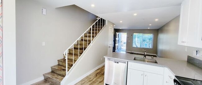 Building Photo - Charming 2BR Retreat with Private Patio, Scenic Views & Resort-Style Amenities