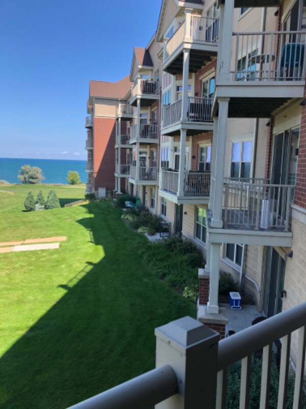 4100 S Lake Dr 4100 S Lake Dr Saint Francis WI 53235 Apartment Finder