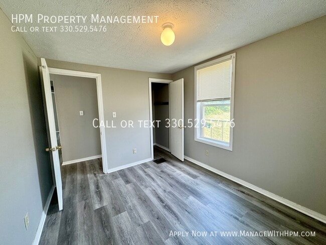 Building Photo - 1591 Bauer Blvd