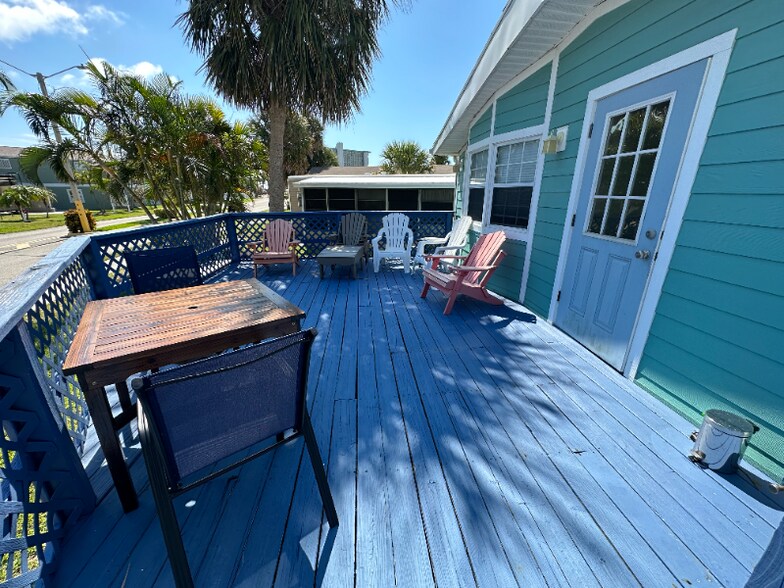 Building Photo - 2078 Nettles Blvd