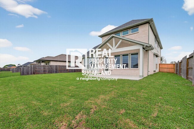 Building Photo - Modern Lakefront Luxury: Brand New in the Preserve Master Planned Community