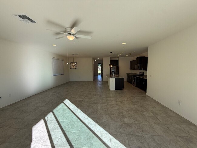 Building Photo - 7295 S Via Tierra Mesa