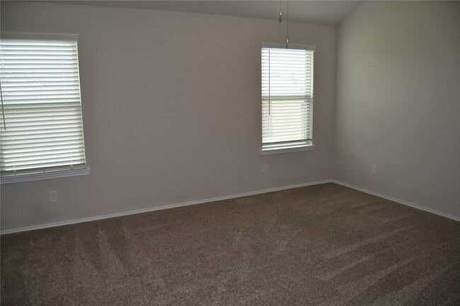 Building Photo - 13919 Leigh Lake Ln