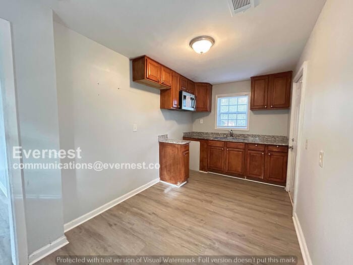 Building Photo - 1819 Oakmont Dr NW