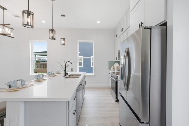 Building Photo - 25206 Sausalito Dr