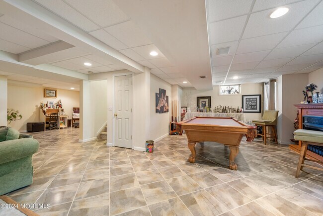 Building Photo - 4 Scottsdale Ct