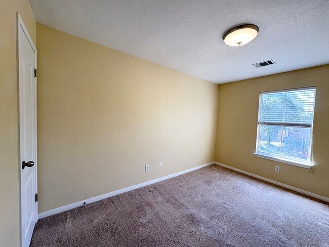 Building Photo - 3516 Bratton Heights Dr