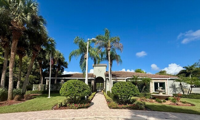 Building Photo - 6509 Stonehurst Cir