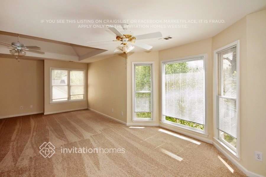 Building Photo - 253 Sedgewick Trail