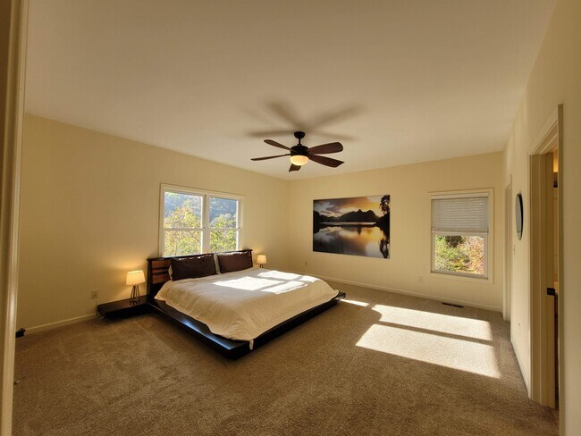 Building Photo - 97 N Coyote Springs Farm Rd