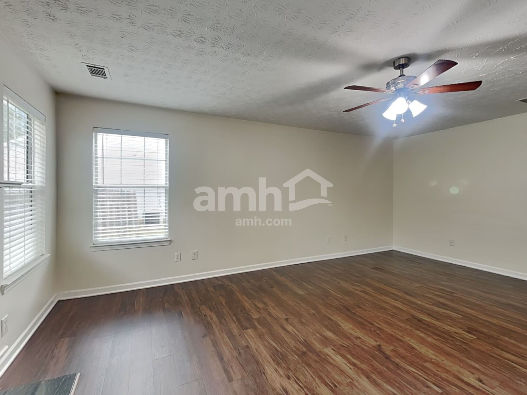 Building Photo - 3188 Bradford Pear Dr